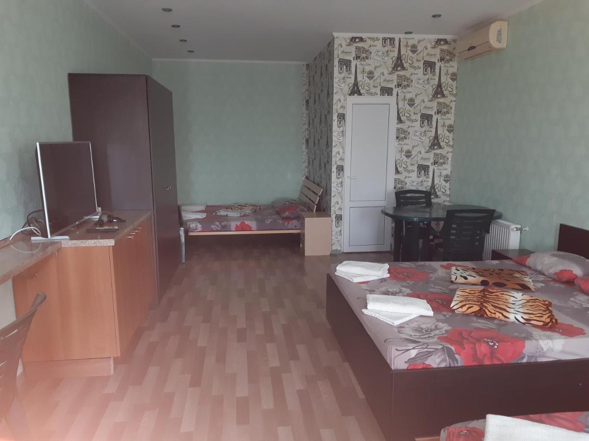 Отель Маленький Рай Satoka Exterior foto