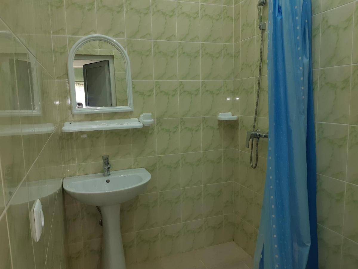 Отель Маленький Рай Satoka Exterior foto