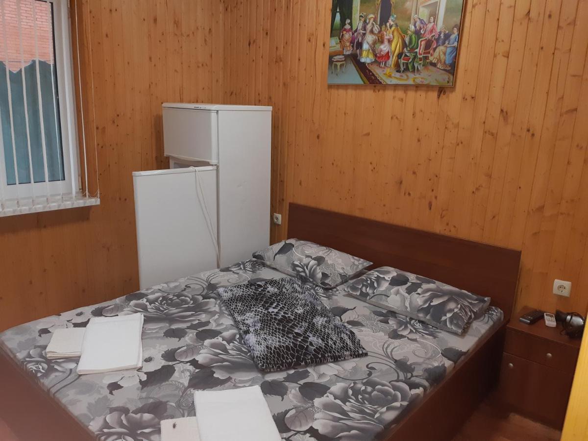 Отель Маленький Рай Satoka Exterior foto